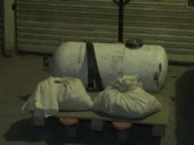 V­a­n­­d­a­ ­L­P­G­ ­t­a­n­k­ı­n­d­a­n­ ­2­1­ ­k­i­l­o­ ­6­2­5­ ­g­r­a­m­ ­e­r­o­i­n­ ­ç­ı­k­t­ı­